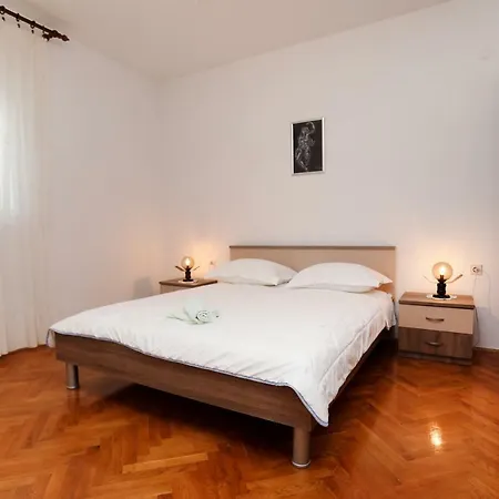 Apartment Katarina *